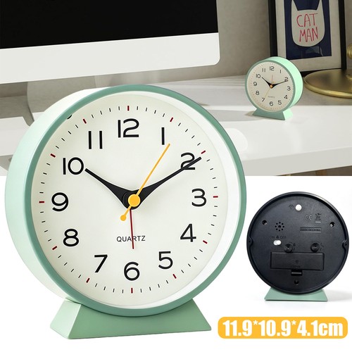 Quartz alarm clock with - clock, night