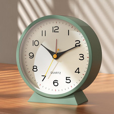 4.5" Analogue Alarm Clock